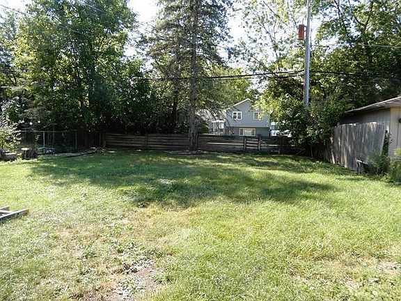 4th image of 12 N Campbell Ave