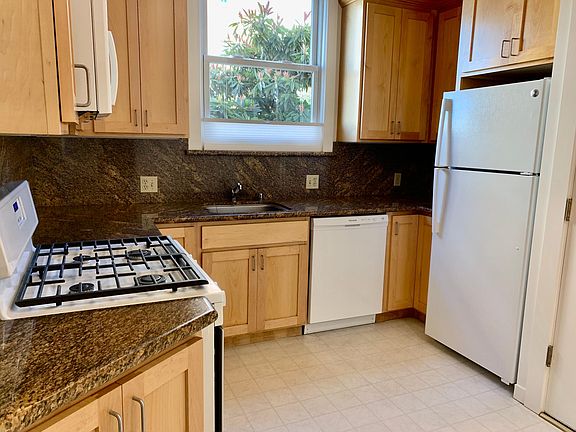 5th image of 2901 Buchanan St APT 2