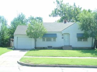 908 N Pinecrest Ave, Wichita, KS 67208