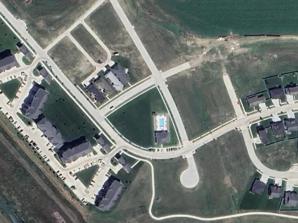 708 Legacy Dr, Norfolk, NE 68701