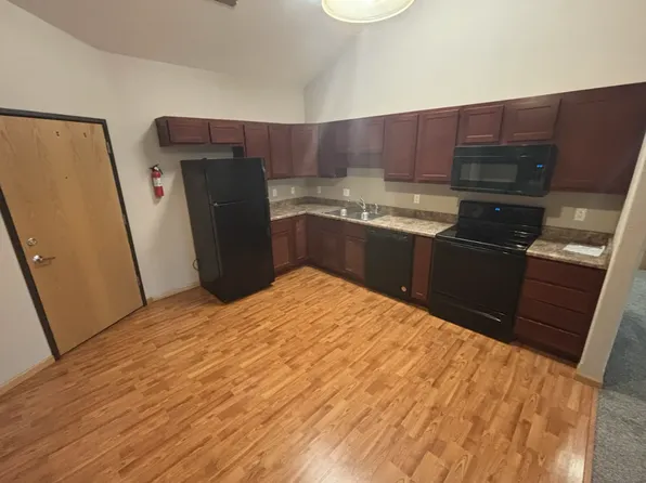 2190 Westlake Road, 2190 Westlake Rd APT 302, North Liberty, IA 52317