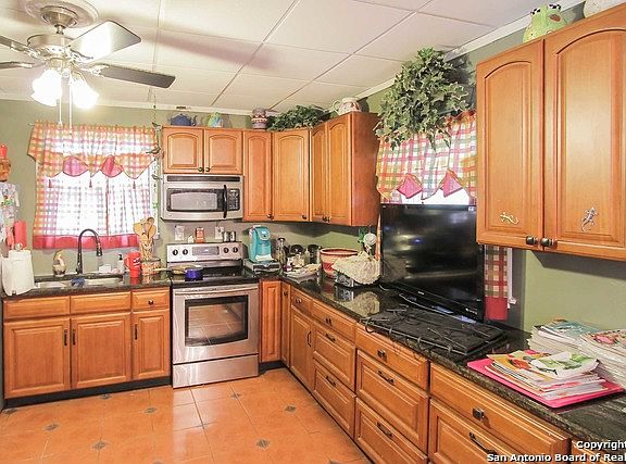 4th image of 334 Cicero Dr