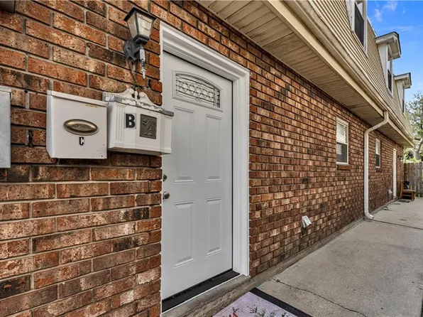 4617 Yale St APT B, Metairie, LA 70006