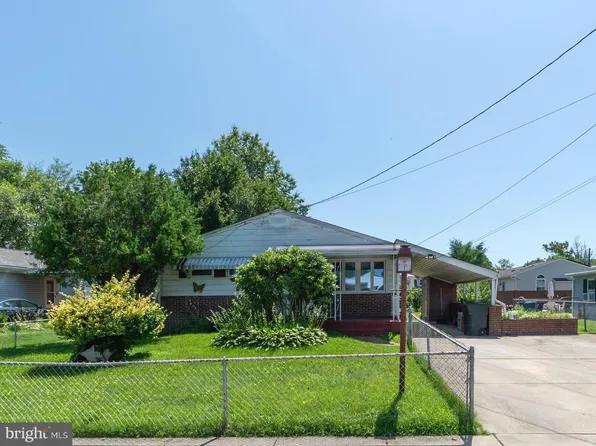 207 Canary Ln, Mount Holly, NJ 08060