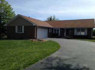 15049 Ridgewood Dr, Oak Forest, IL 60452