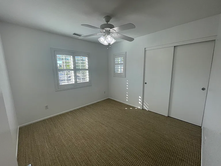1080 Tustin Grove Dr — Photo 14