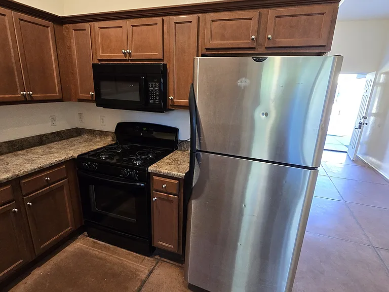 3331 E Bermuda St — Photo 22