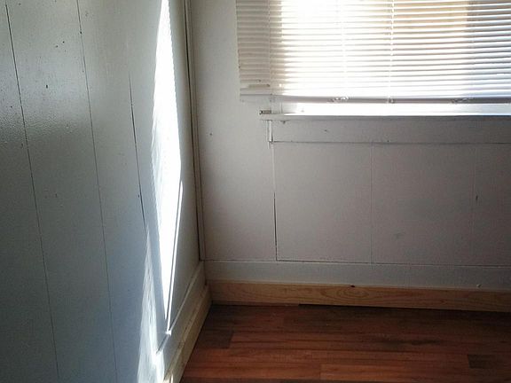 3rd image of 531 N Middle St
