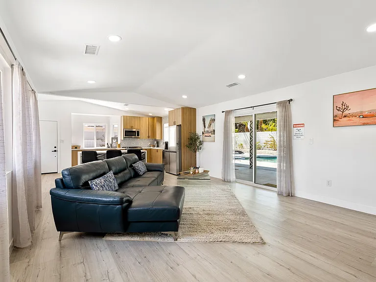 3030 E Vincentia Rd — Photo 7
