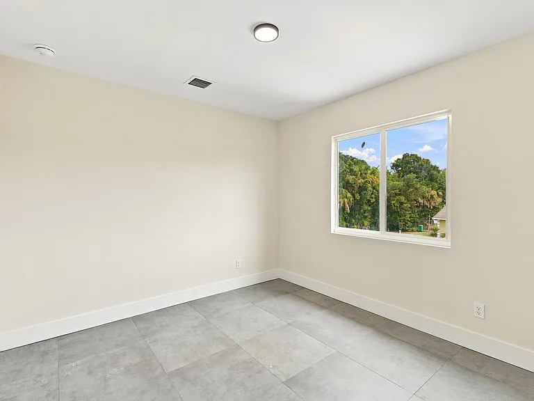 4701 Evergreen Ave — Photo 25