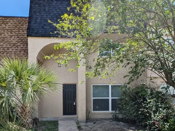 6127 Tuscony Cir, Jacksonville, FL 32277