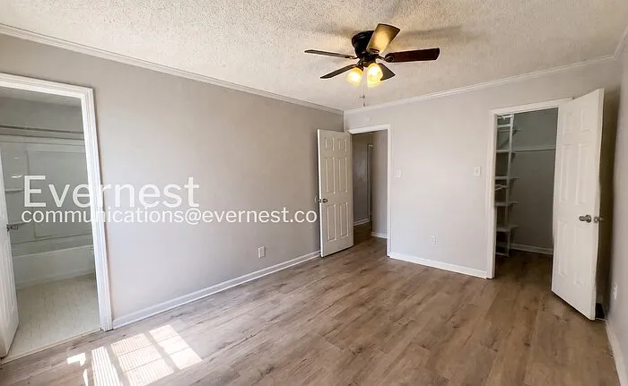 4508 Berrypick Ln S — Photo 8