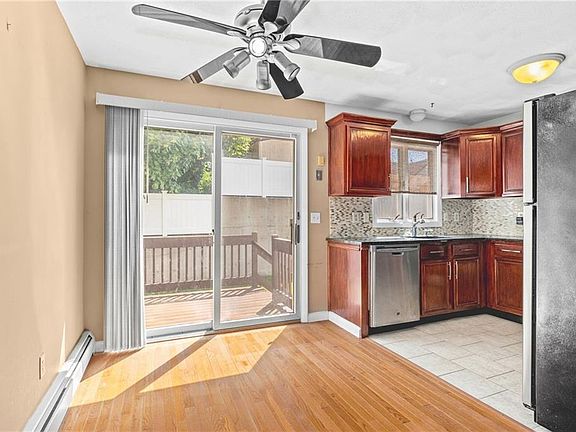 2nd image of 84 Sunflower Cir #105