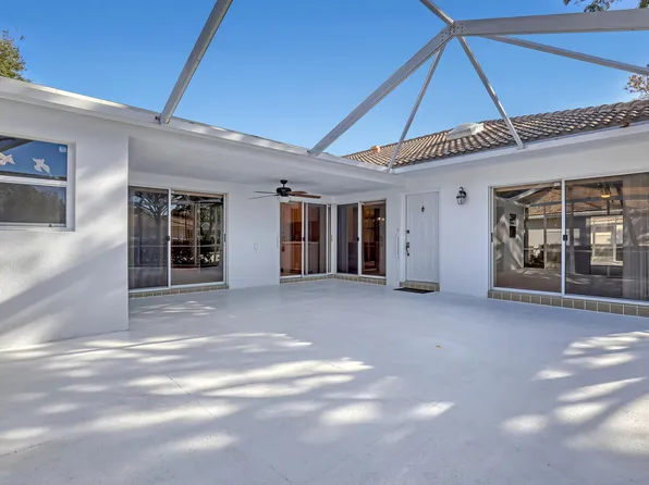 3704 Water Oak Court, Palm Beach Gardens, FL 33410