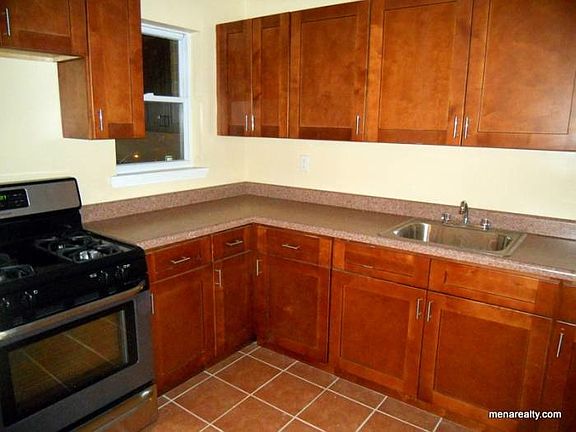 3rd image of 609 E 179th St #3