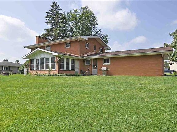 4th image of 53160 Seminole Ln