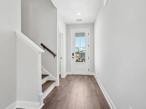 363 Chapman Cir, Goose Creek, SC 29445