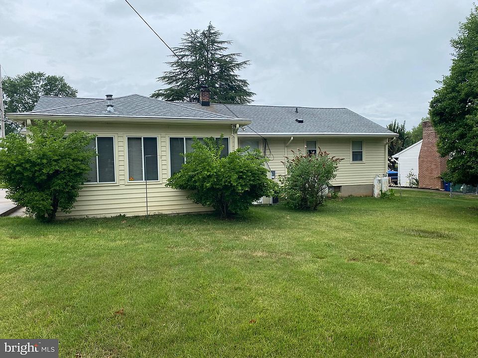 2nd image of 602 Marjorie Ln