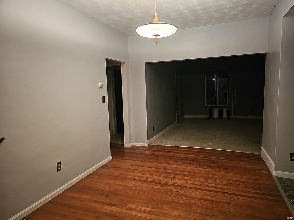 407 W State St, Morocco, IN 47963 Zillow