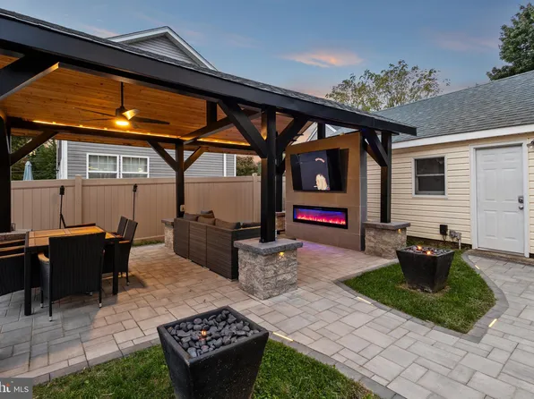 617 Hazel Ave, Feasterville Trevose, PA 19053