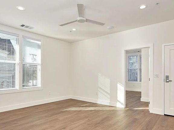 5th image of 2332 Channing Way