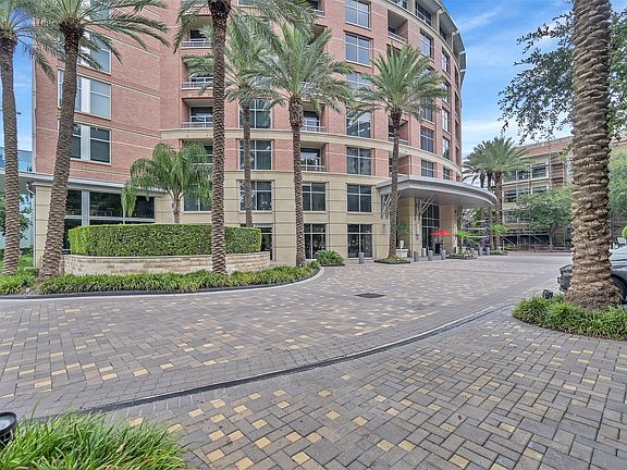 3rd image of 1901 Post Oak Blvd APT 4108