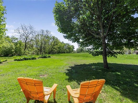 4th image of 48 Garner Rd W