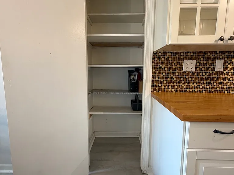 Kitchen Pantry