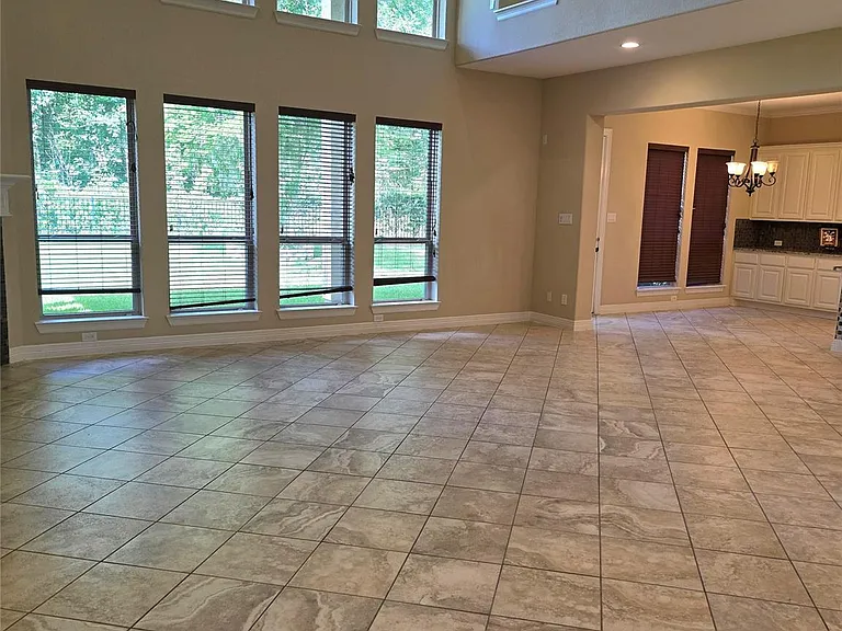 10 Val Delsa Ct — Photo 9