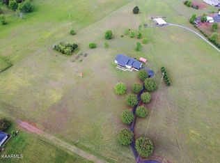 176 Laura Dr, Benton, TN 37307