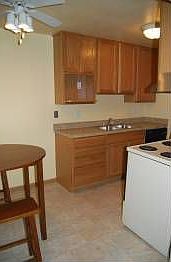 3rd image of 1720 Norfolk Ave APT 17