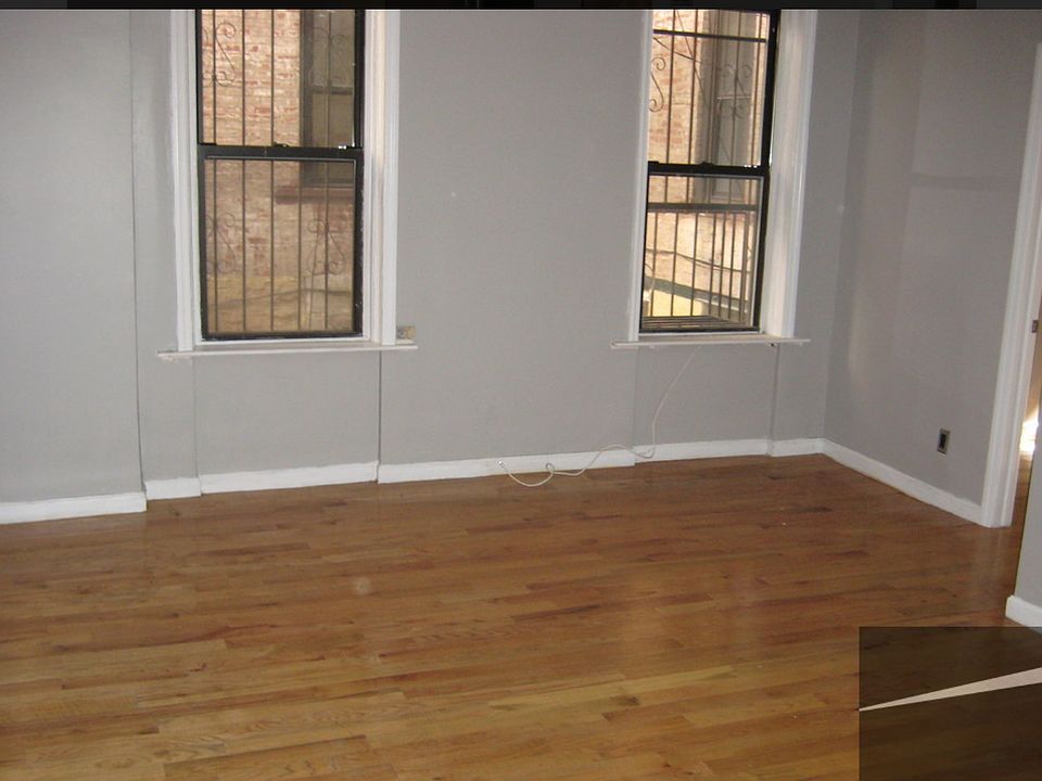 1st image of 379 Montgomery St