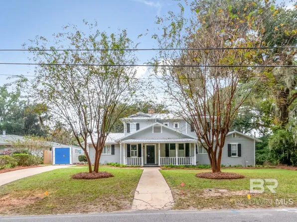 1305 Captain O'Neal Dr, Daphne, AL 36526