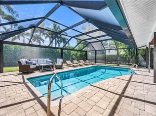 718 Old Trail Dr, Naples, FL 34103