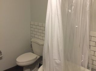 715 6th Ave, Coraopolis, PA 15108