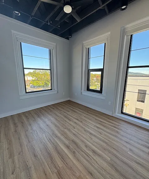 100 W Union St #300 — Photo 10