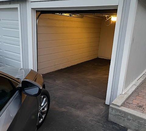 One car garage