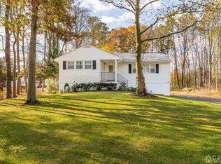 573 Marlboro Rd, Old Bridge, NJ 08857