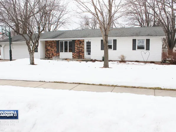 429 Orchard Ln, Little Chute, WI 54140