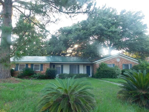 3203 Dogwood Ave, Brunswick, GA 31520