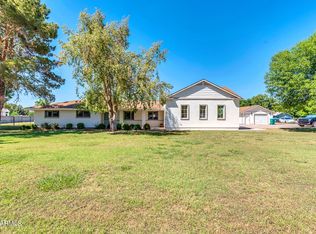 718 S Pandora Dr, Gilbert, AZ 85296