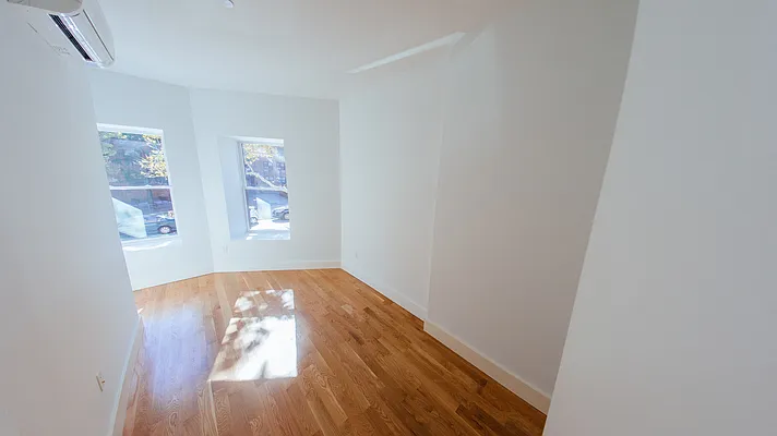 Rented by Lofts and Flats LLC | media 58