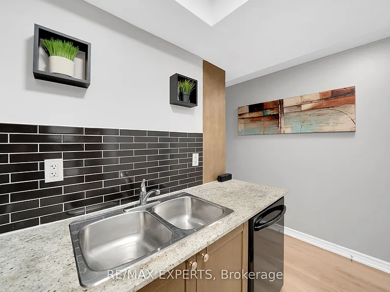 763 Bay St #307 — Photo 14