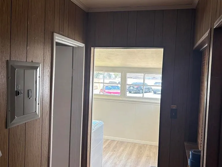10007 Cole Rd — Photo 14