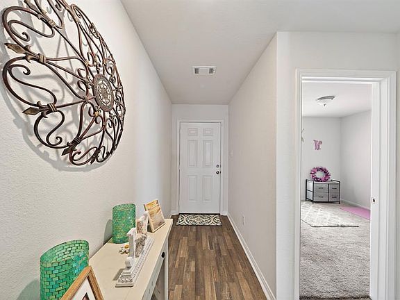 3rd image of 15521 Briar Forest Drive