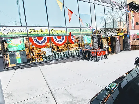 Rented by Corcoran | media 15