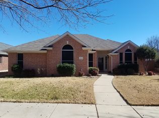 4710 Thames Dr, Grand Prairie, TX 75052
