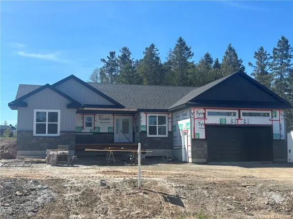 32 Homestead Dr, Hampton, NB E5N 0J6