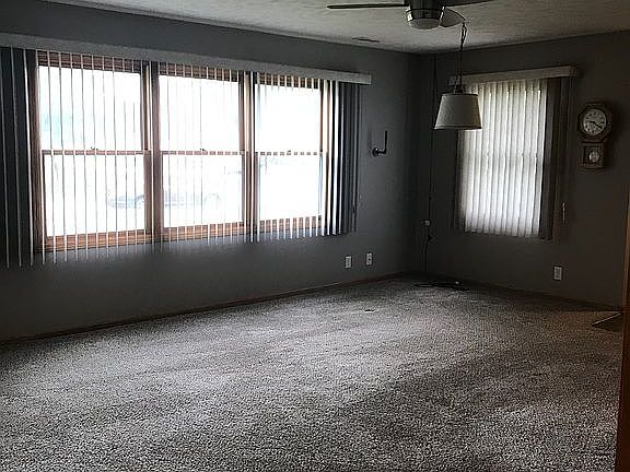 5th image of 535 Lamont Dr