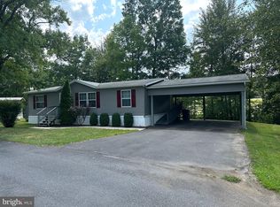 12 Fairway Cir, Quakertown, PA 18951